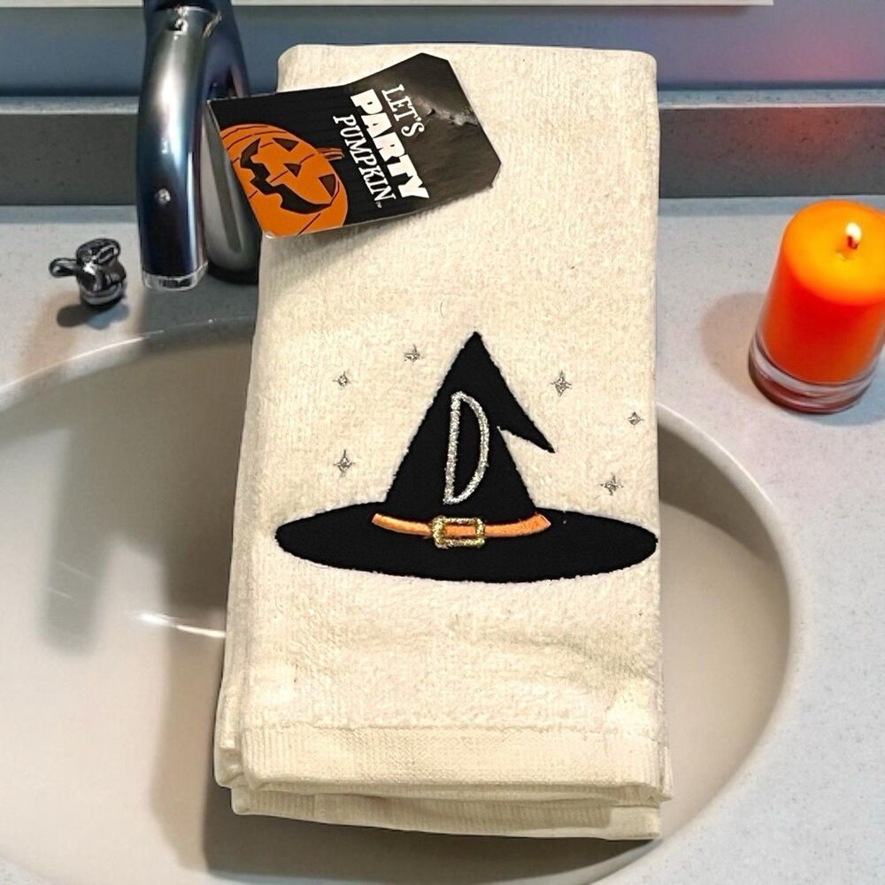 Let’s Party Pumpkin Set Of 2 Halloween Fingertip Towels Witch Hat Design 12”x18”